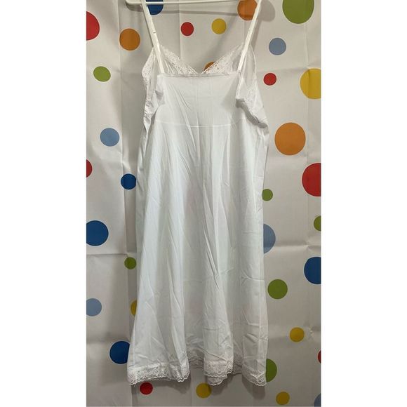 Vintage Vanity Fair Long Full Length Slip Lace Accents Size 26 (S)🍃🌷 - Picture 9 of 10